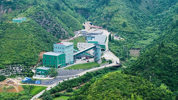 金鄂博氟化工二期项目计划于年底建成