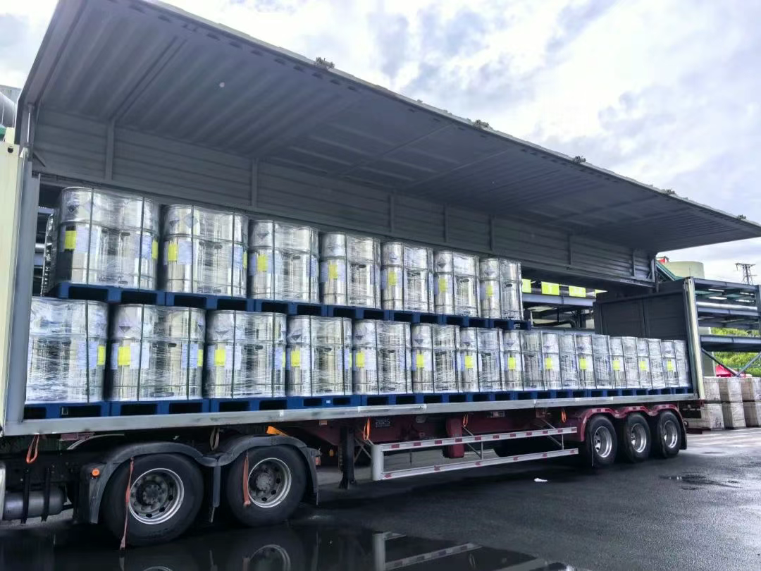 贵州磷化集团六氟磷酸锂产品首次出口国际市场！